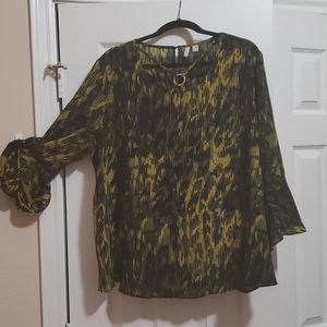 Black and Green Print Blouse
